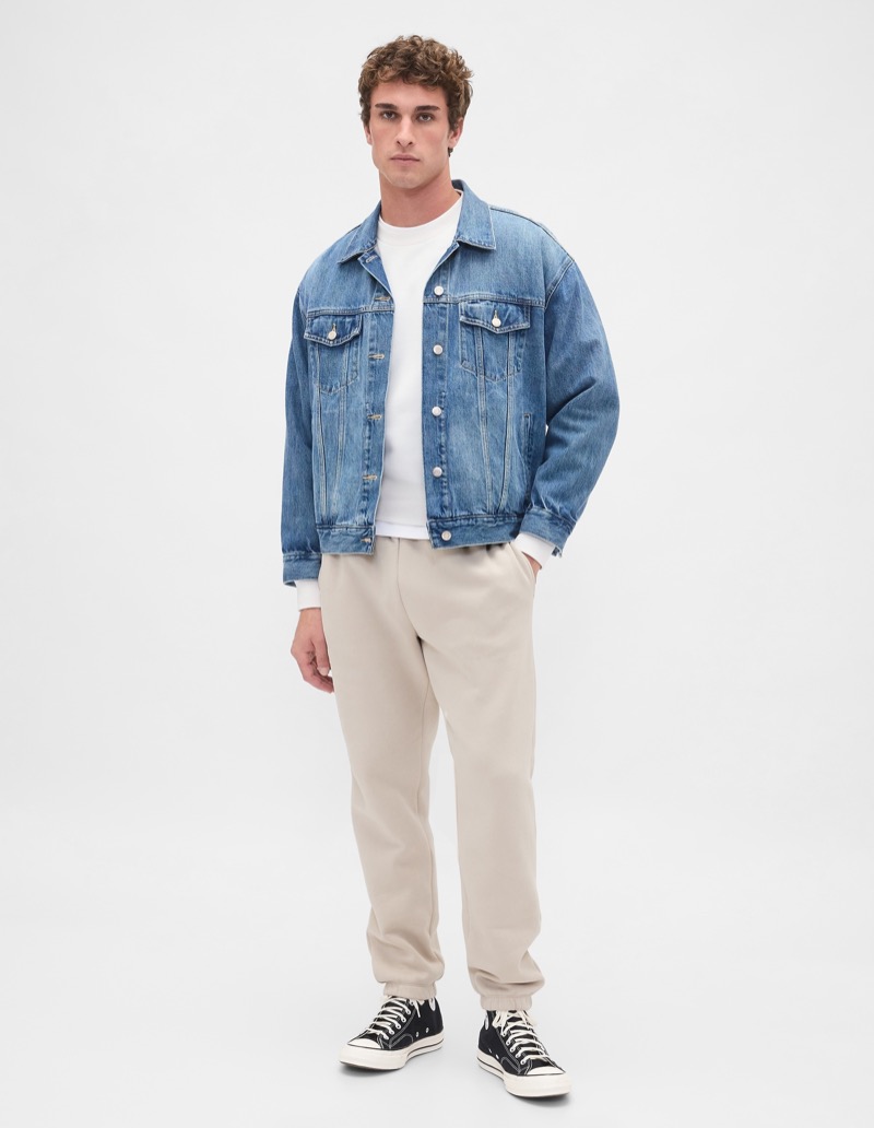 Gap Joggers Denim Jacket Outfit