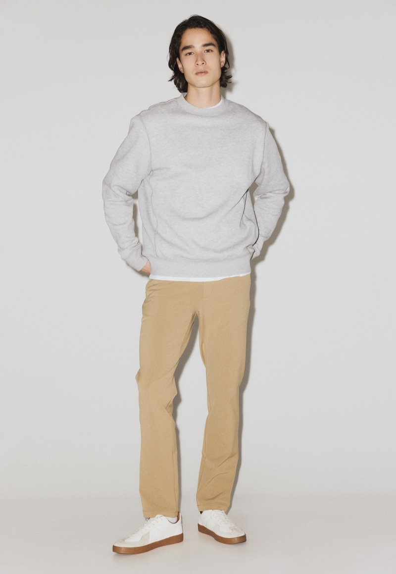 H&M Chinos Sweatshirt Outfit
