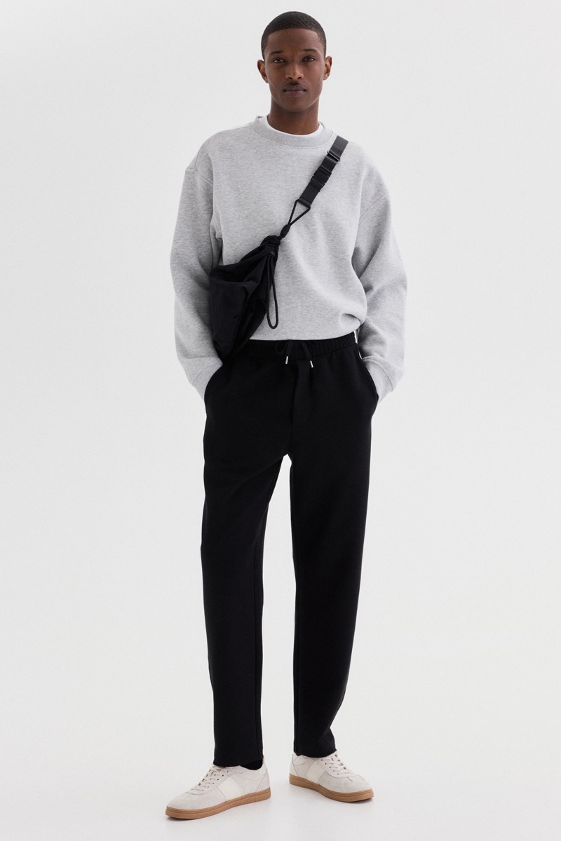 H&M Joggers Sweatshirt Outfit