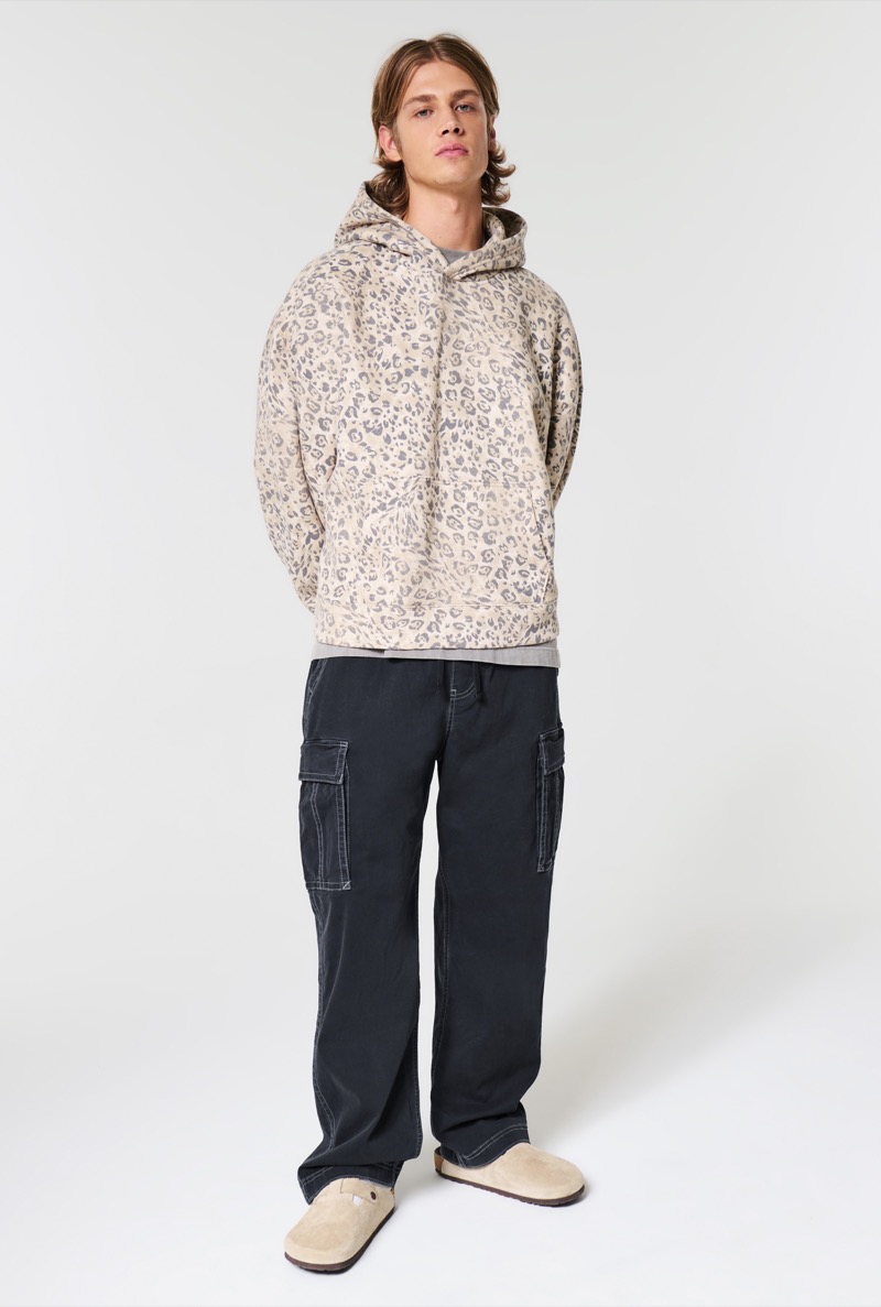 Hollister Baggy Denim Cargo Pants Hoodie Outfit