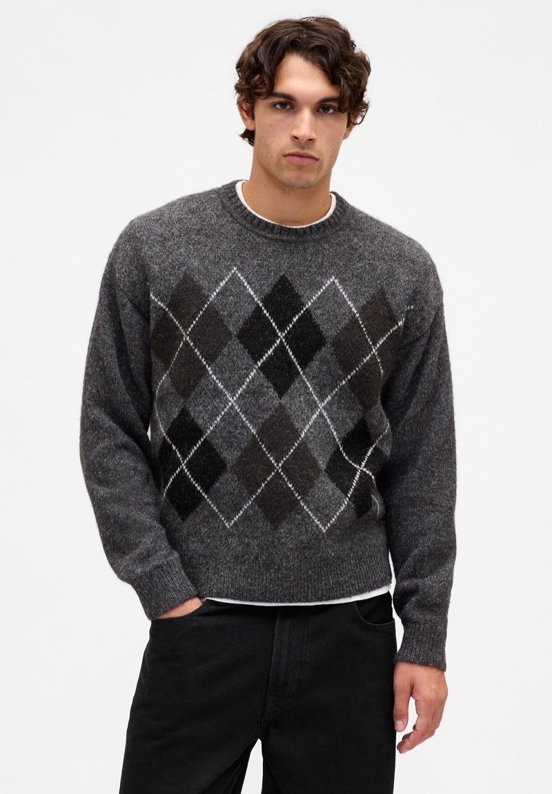 Charcoal argyle crewneck sweater with a diamond pattern