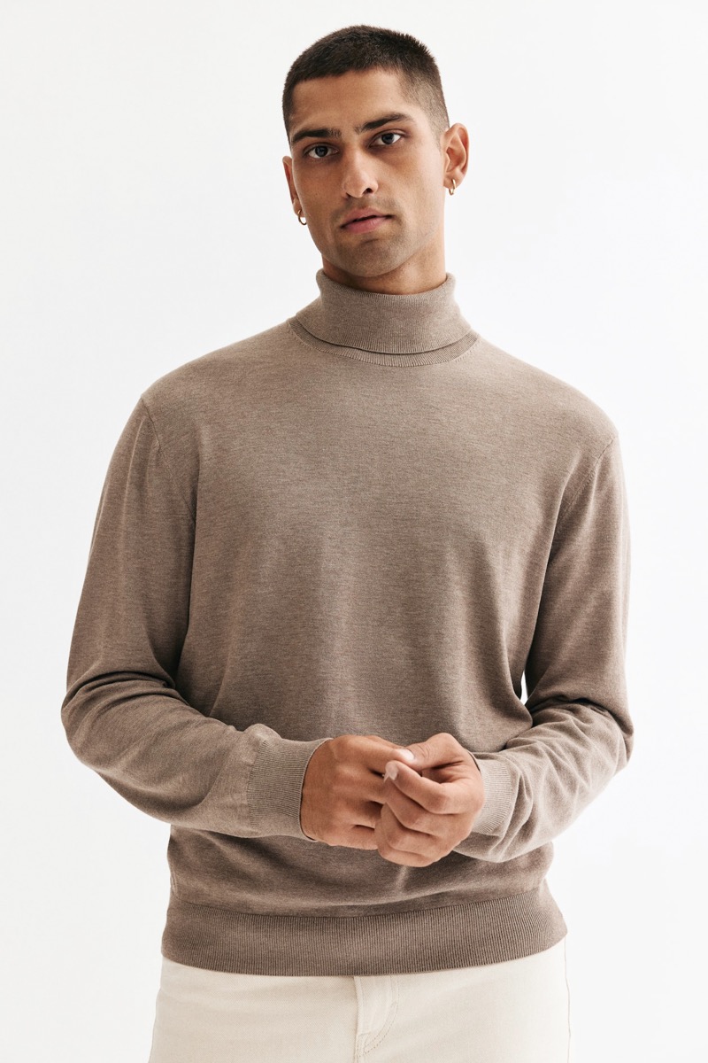 Taupe fine-gauge turtleneck sweater
