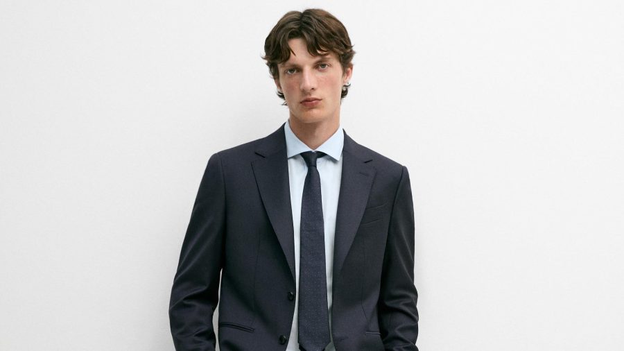 How to dress for a wedding for men